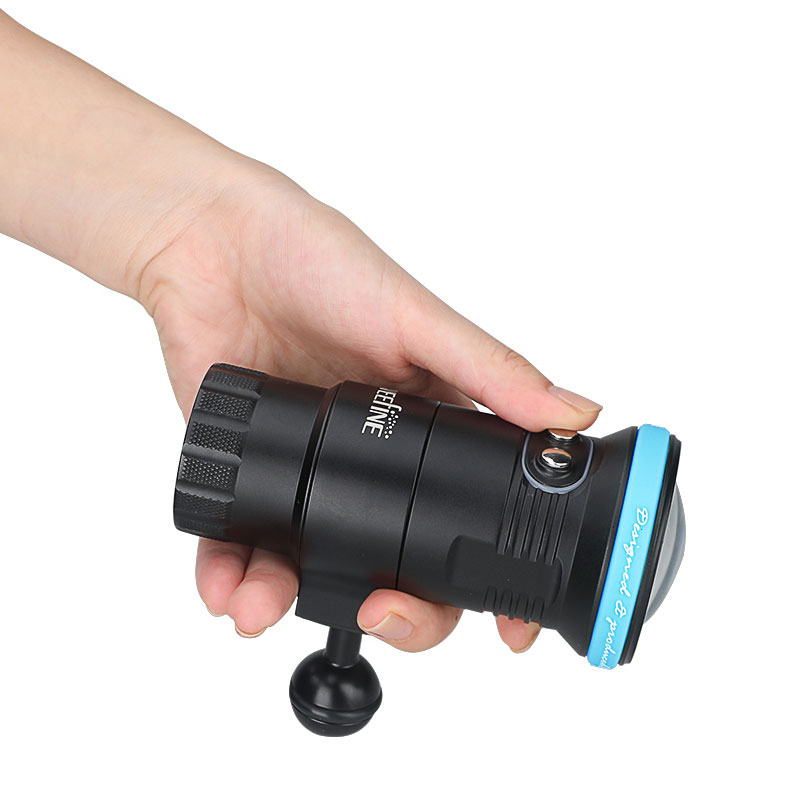 WEEFINE SolarFlare 4500 WF102  - Underwater Flashlight บทวิจารณ์และราคา